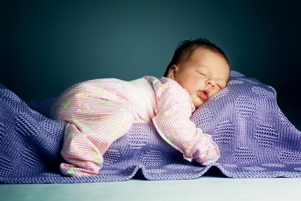 Как успокоить новорожденного ребенка